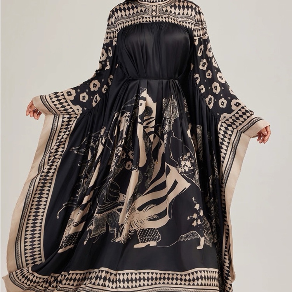 Designer-Style Motif Printed Black & Cream Long Sleeve Maxi Dress - Picture 6 of 8